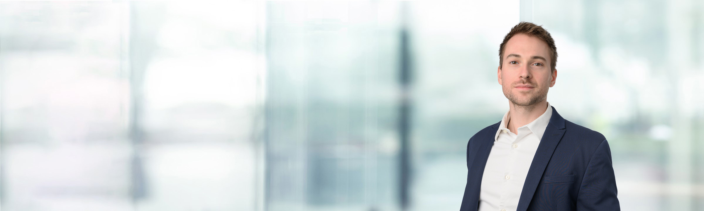 Gavin Mead on light blue and white bokeh banner